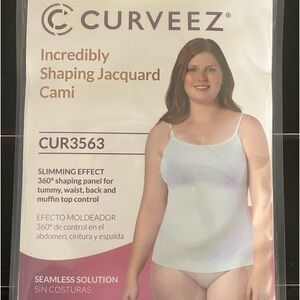 SOLD!!  NWT Shapermint Curveez Slimming Effect Cami Size M.